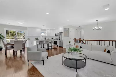 3 Jayne Avenue, Melville, NY 11747 - Photo 1