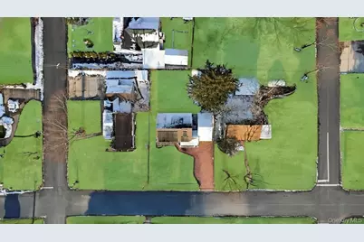 66 Maplewood Drive, Westbury, NY 11590 - Photo 2