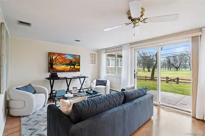 60 Wakefield Avenue, Port Washington, NY 11050 - Photo 18