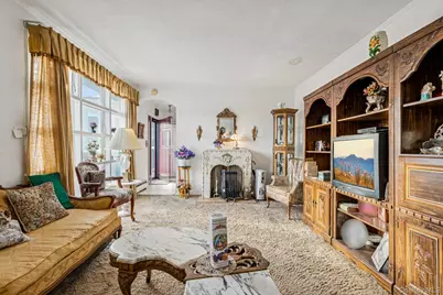 189 Surrey, Lynbrook, NY 11563 - Photo 6