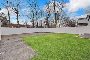 30 Davidson St, Wyandanch, NY 11798 - Photo 22