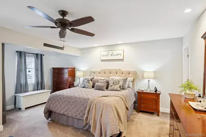 606 Sara Circle, Port Jefferson Station, NY 11776 - Photo 6