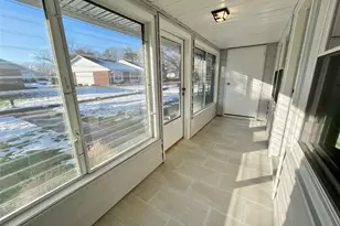 42 Trent Ct, Ridge, NY 11961 - Photo 10