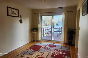 101 Wayne St, Jericho, NY 11753 - Photo 4