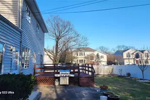 101 Wayne St, Jericho, NY 11753 - Photo 18