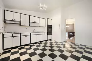 6 Pennington Way, Spring Valley, NY 10977 - Photo 12