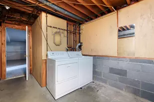 6 Pennington Way, Spring Valley, NY 10977 - Photo 28