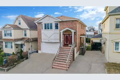 8470 159th Street, Jamaica, NY 11432 - Photo 2