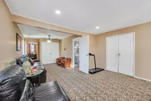 181 Martens Ave, Valley Stream, NY 11580 - Photo 24