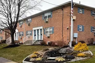 140 Meyer Oval, Pearl River, NY 10965 - Photo 2