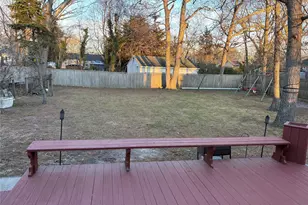 18 Tyte Dr, Riverhead, NY 11901 - Photo 22