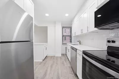 3840 Greystone Avenue #3I, Bronx, NY 10463 - Photo 4