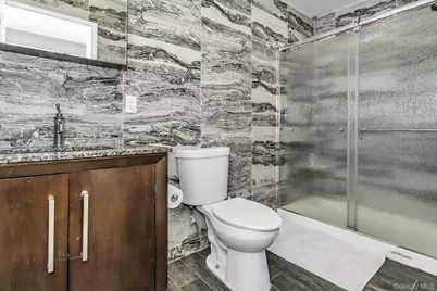 38 Fireplace Lane, Hicksville, NY 11801 - Photo 10