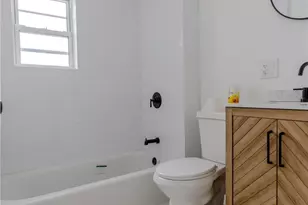 119-32 164th St, Jamaica, NY 11434 - Photo 14