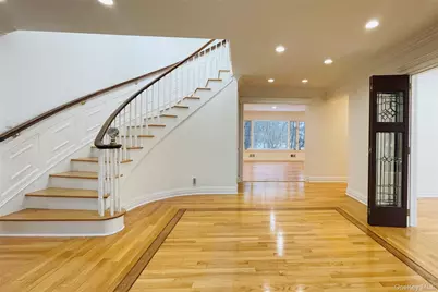 164 Rock Creek Lane, Scarsdale, NY 10583 - Photo 2