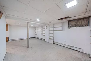 41 Brookside Ct, Copiague, NY 11726 - Photo 18