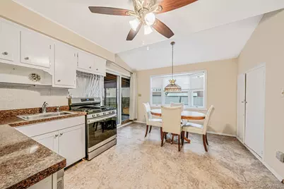 41 Brookside Court, Copiague, NY 11726 - Photo 4