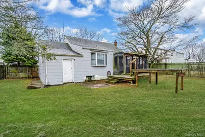 41 Brookside Court, Copiague, NY 11726 - Photo 20