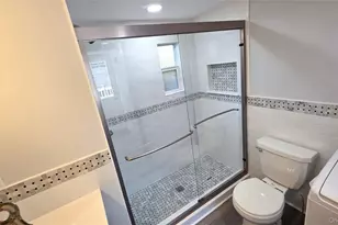 13 Buttercup Dr, Bohemia, NY 11716 - Photo 6