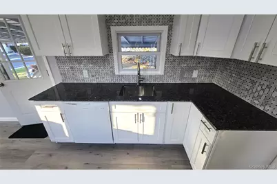 13 Buttercup Drive, Bohemia, NY 11716 - Photo 14