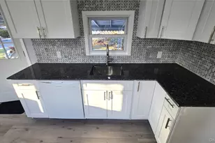 13 Buttercup Dr, Bohemia, NY 11716 - Photo 14