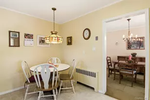 2393 Maple Ave, Seaford, NY 11783 - Photo 20