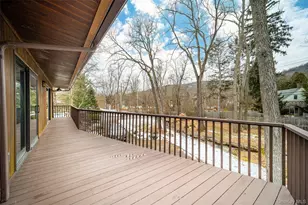 24 Spook Rock Rd, Suffern, NY 10901 - Photo 26