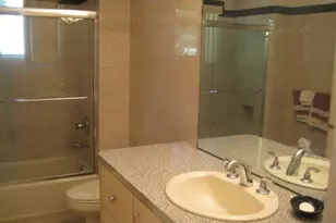 26 Ridge Dr E, Roslyn, NY 11576 - Photo 18