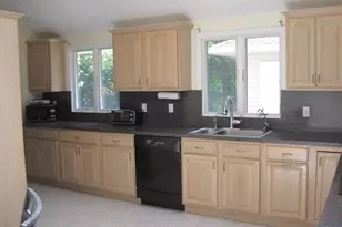 26 Ridge Dr E, Roslyn, NY 11576 - Photo 16