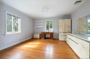 1 Parkside Dr, Great Neck, NY 11021 - Photo 18