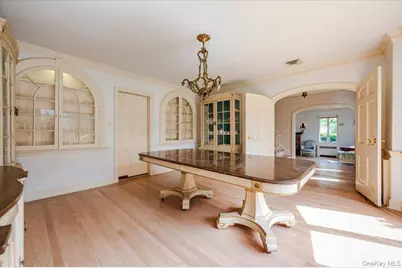 1 Parkside Drive, Great Neck, NY 11021 - Photo 8