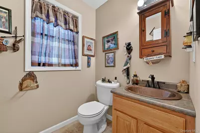 21 Reservoir Avenue, Port Jervis, NY 12771 - Photo 20