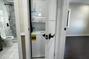 147-50 231st St, Springfield Gardens, NY 11413 - Photo 4