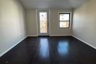 147-50 231st St, Springfield Gardens, NY 11413 - Photo 10