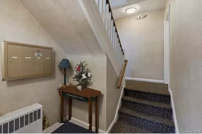 47 Nathan Hale Drive #14A, Huntington, NY 11743 - Photo 4