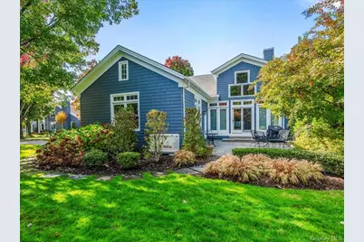 38 Fieldstone Lane, Oyster Bay, NY 11771 - Photo 36