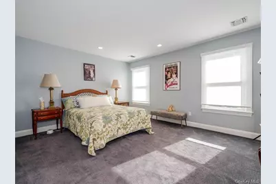 38 Fieldstone Lane, Oyster Bay, NY 11771 - Photo 24