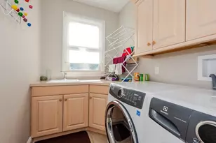 38 Fieldstone Ln, Oyster Bay, NY 11771 - Photo 28