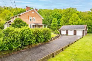 831 County Route 12, New Hampton, NY 10958 - Photo 18