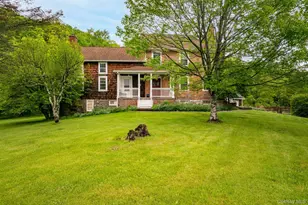 831 County Route 12, New Hampton, NY 10958 - Photo 2