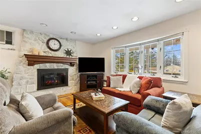 800 Terrace Place, Cortlandt Manor, NY 10567 - Photo 12