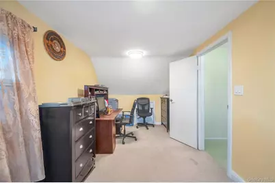 154 8th Street, Bethpage, NY 11714 - Photo 16