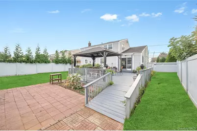 154 8th Street, Bethpage, NY 11714 - Photo 20