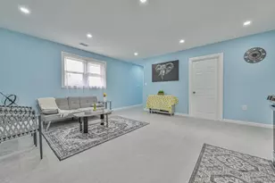 7 Joan Ave, Centereach, NY 11720 - Photo 10