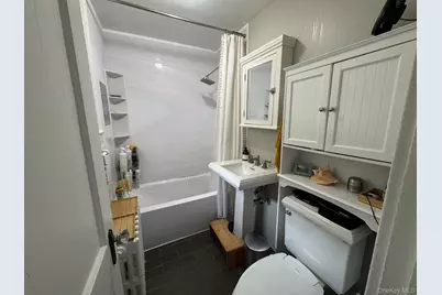 86 E Sunnyside Lane, Irvington, NY 10533 - Photo 16