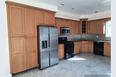 73 W Maple Avenue, Monsey, NY 10952 - Photo 20