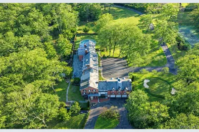 393 Mill River Road, Muttontown, NY 11771 - Photo 2