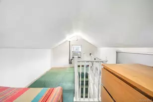 81-08 164th Pl, Jamaica, NY 11432 - Photo 20