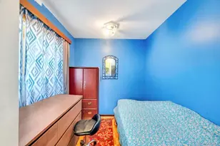 81-08 164th Pl, Jamaica, NY 11432 - Photo 10