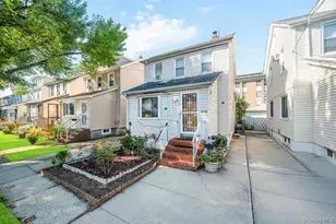 81-08 164th Pl, Jamaica, NY 11432 - Photo 2